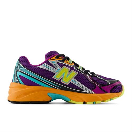 NEW BALANCE U740MC2