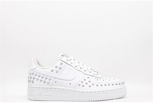 NIKE AIR FORCE 1'07 WN AR0639-100